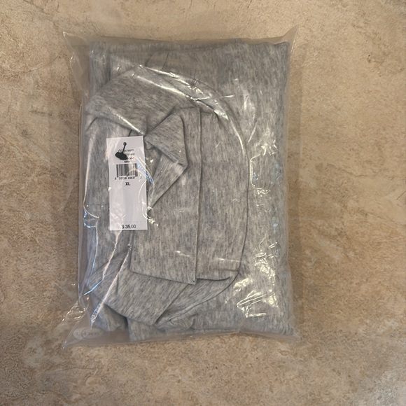 NWT Banana Republic Light Heather Gray Timeless Turtleneck Top Size XL - Picture 6 of 8